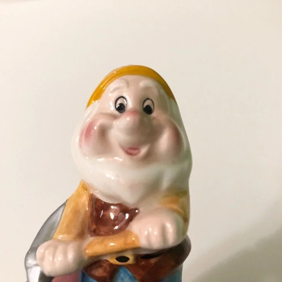 Vintage Disney Snow White Happy Dwarf with Axe Figurine 3 Inch Tall - Picture 13 of 16